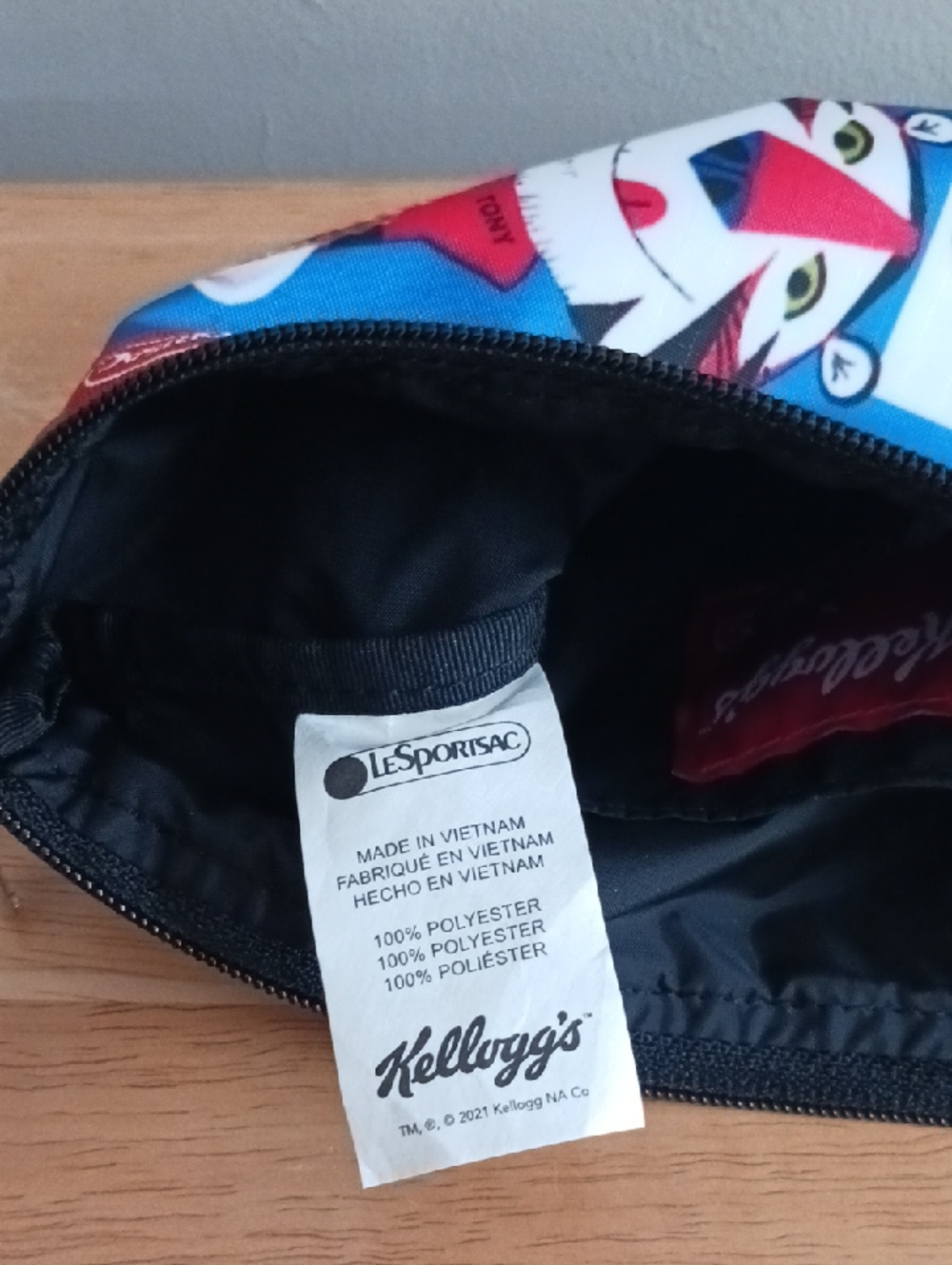LeSportsac x Kellogg's Frosted Flakes Nylon Zipper Pouch - Picture 9 of 10